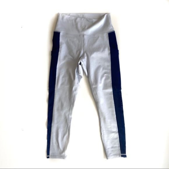 Fabletics Mila Pocket Powerhold Light Blue w/Dark Blue Stripes Capri Leggings-S - Picture 4 of 9